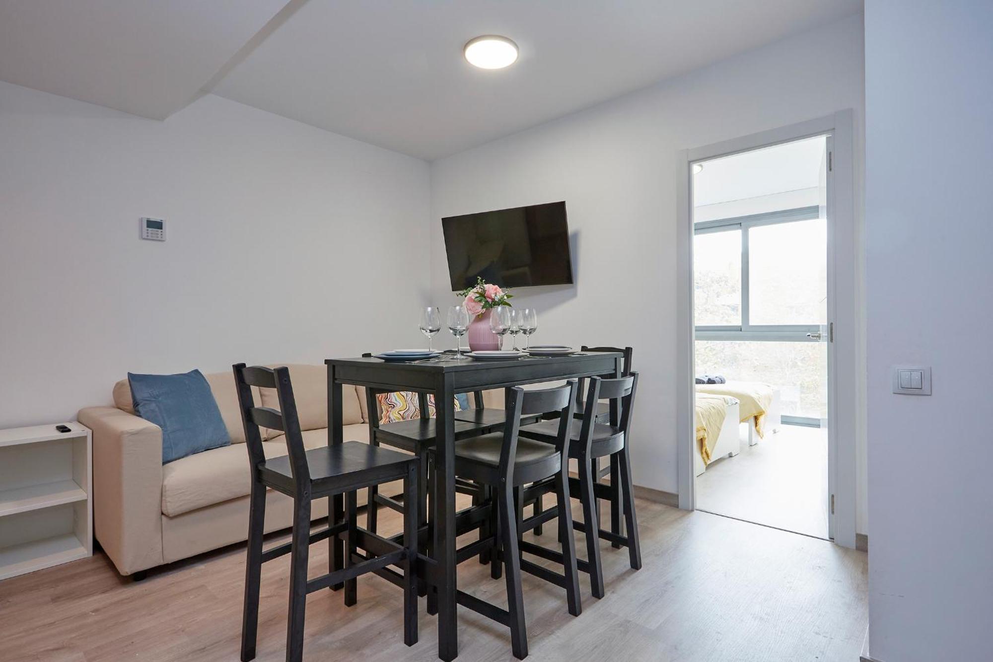 Three Bedroom Two Bathroom Apartment Close To Beach Barcelona Zewnętrze zdjęcie