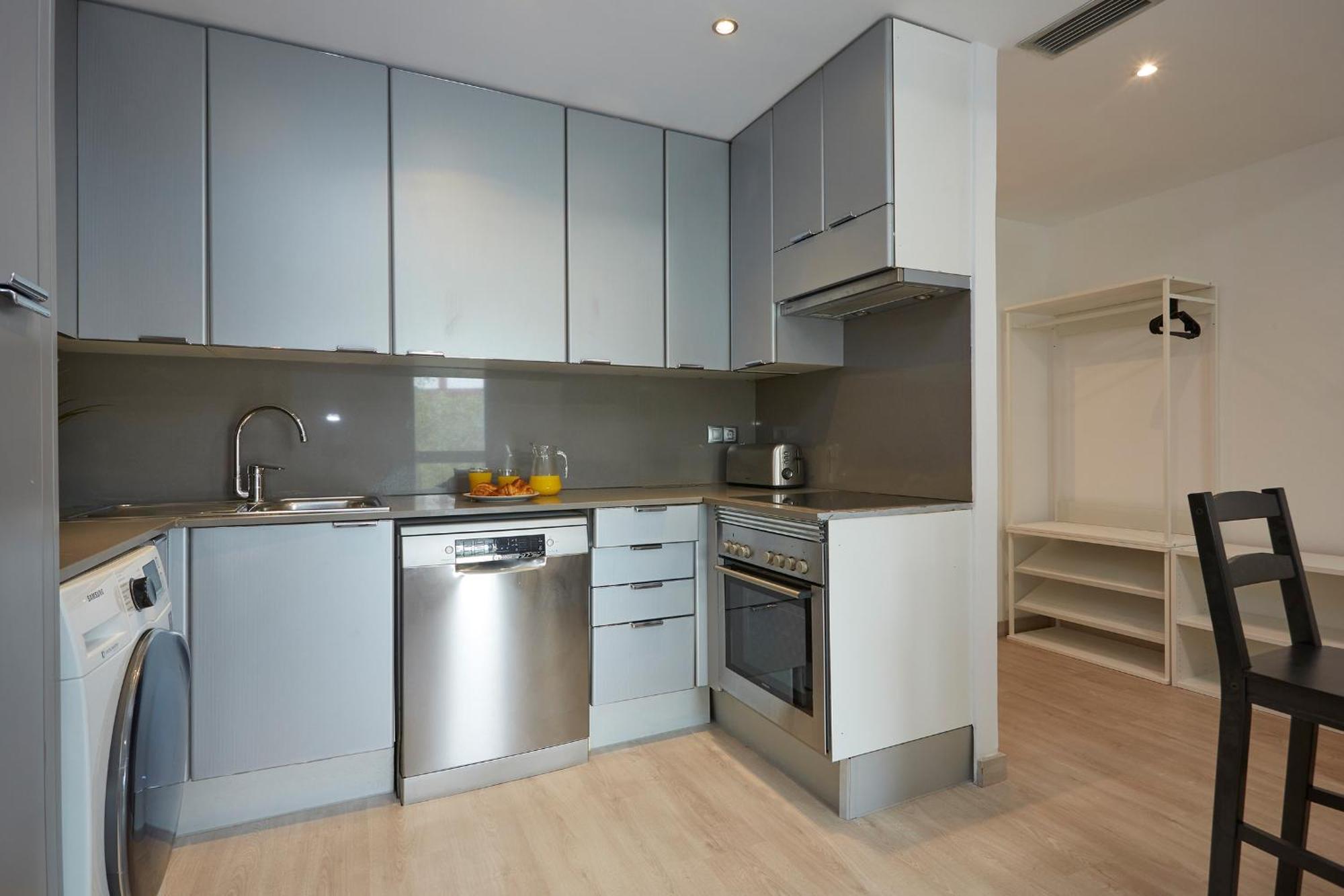 Three Bedroom Two Bathroom Apartment Close To Beach Barcelona Zewnętrze zdjęcie